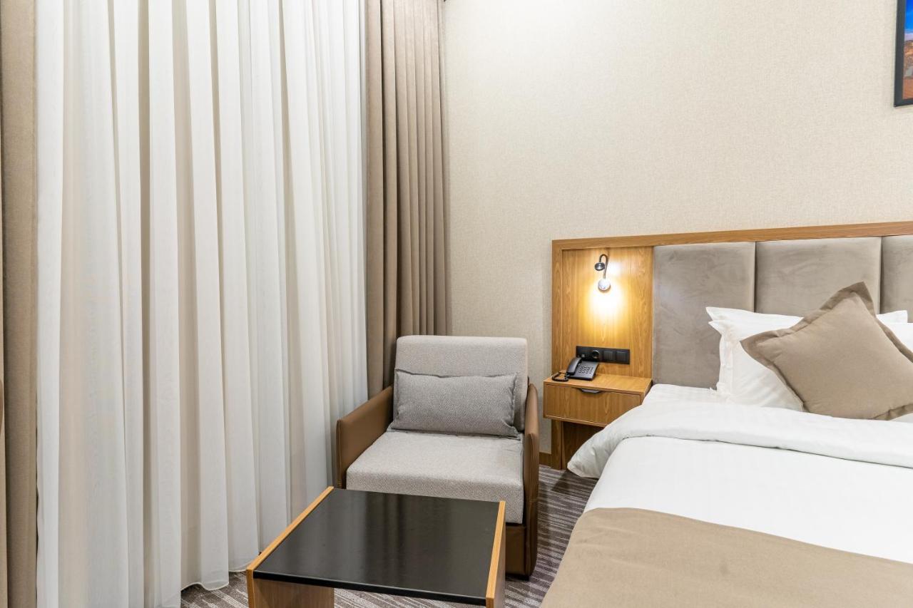 Mirzo Hotel ทาชเคนต์ ภายนอก รูปภาพ